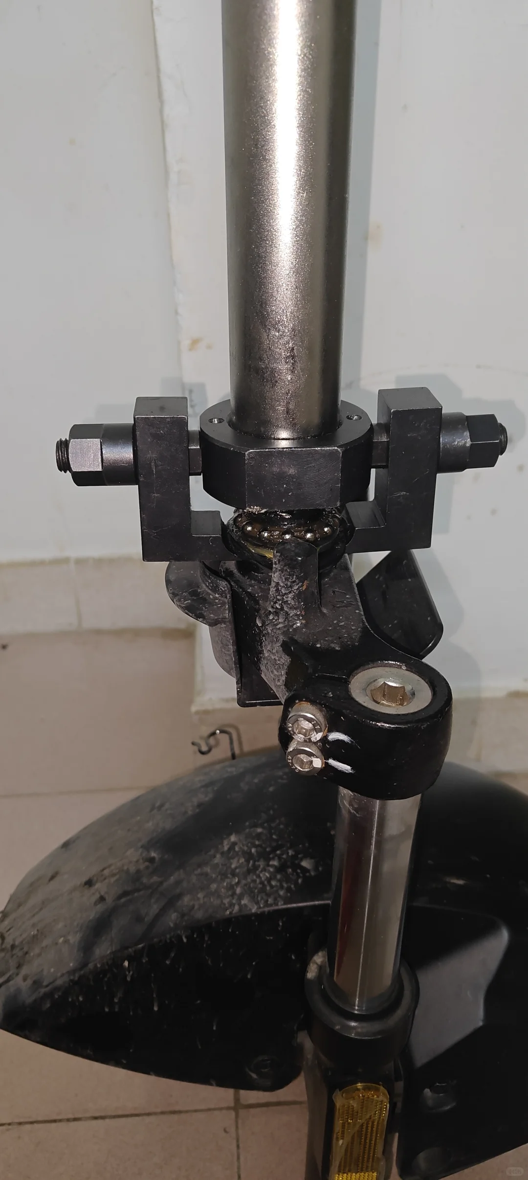 小牛九号雅迪新国标电动车压力轴承维修教程