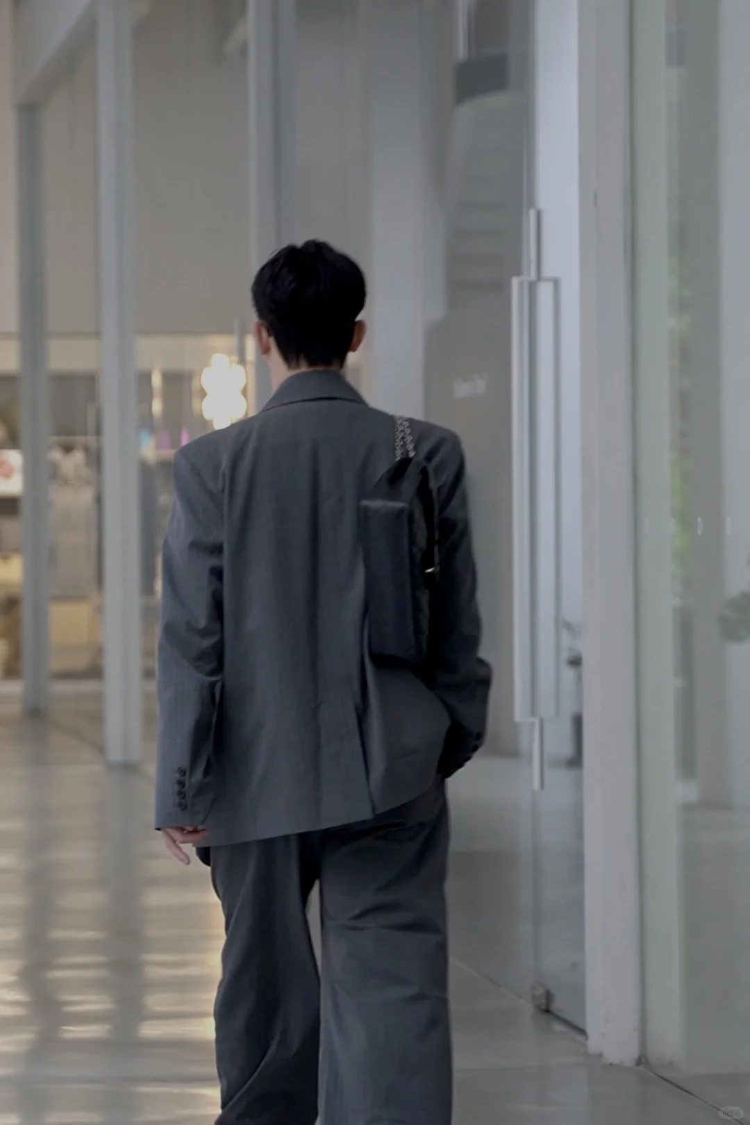 周日，高智风一下.?