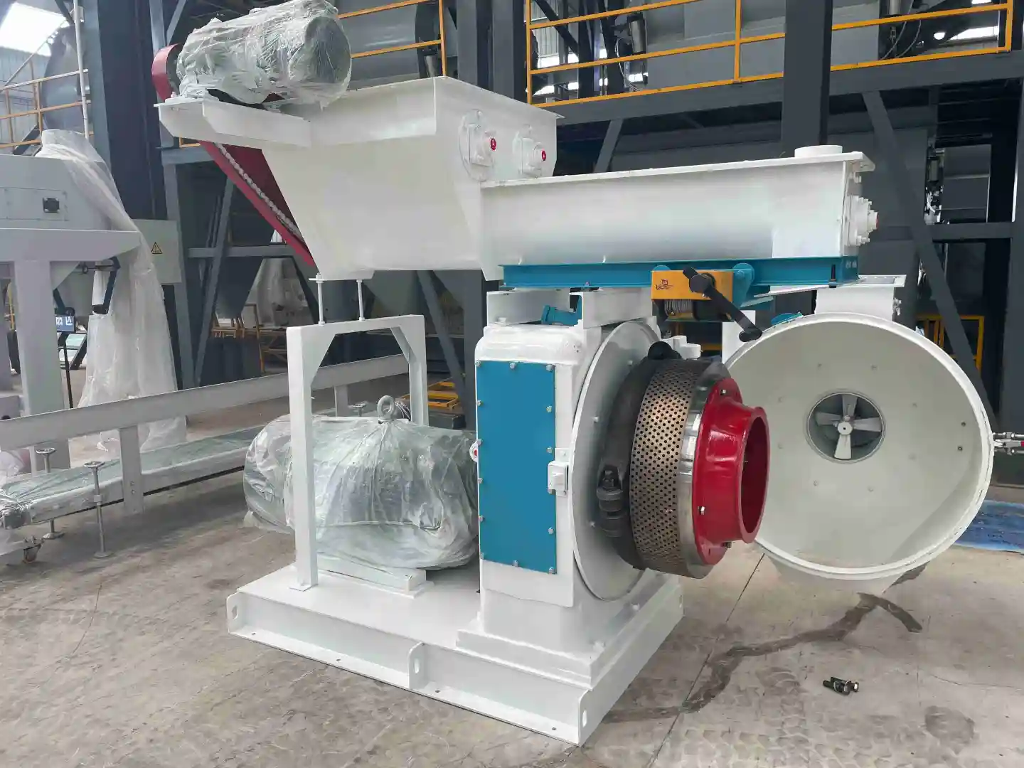 一小时5吨饲料颗粒机设备：助养殖降本增效