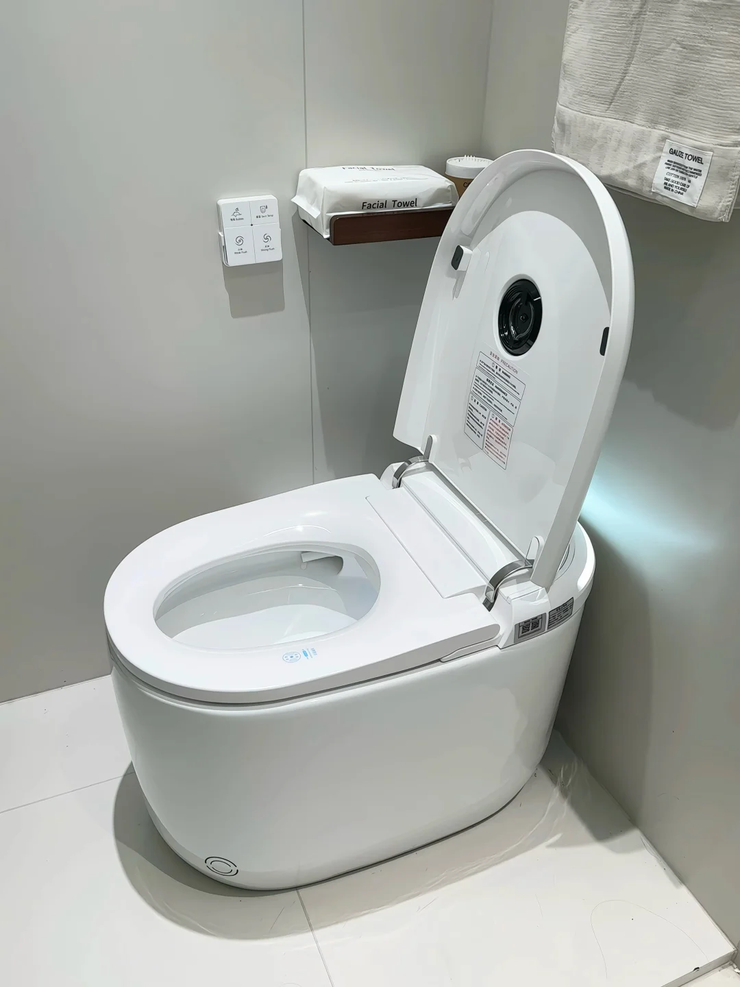 网购轻智能马桶初体验!安全下车