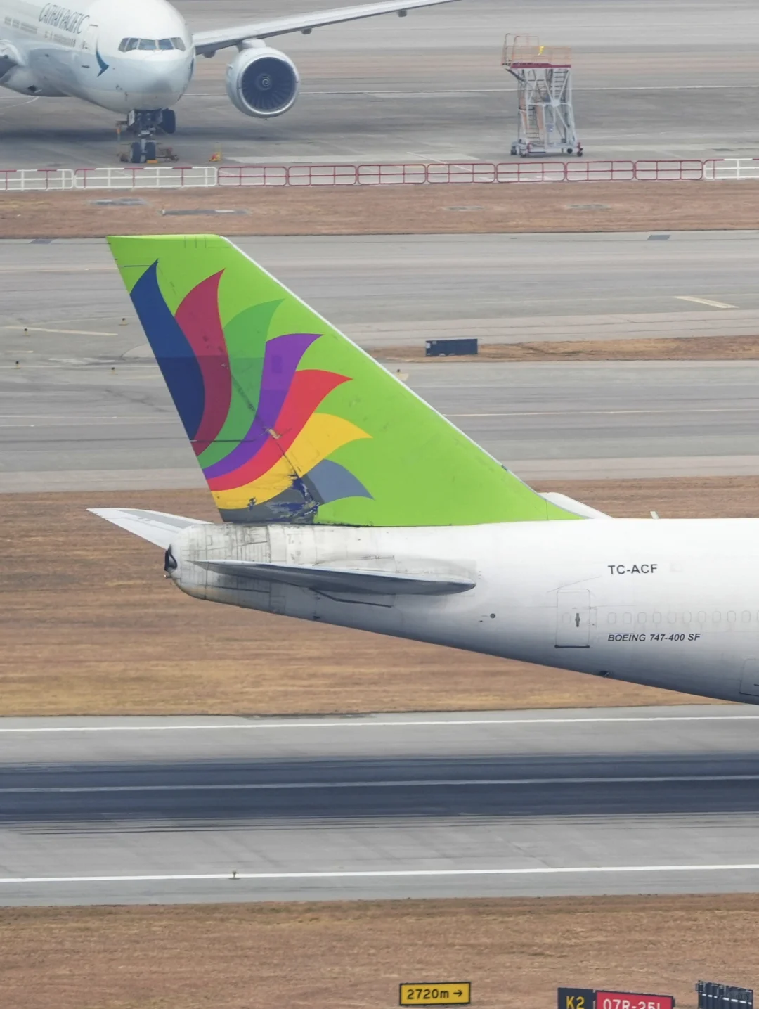 多次易主依旧服役,高龄女王为何经久不衰?