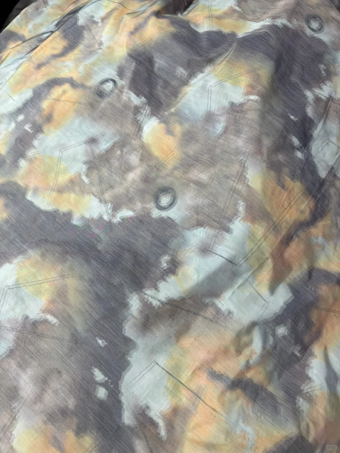 新工艺，新面料，双经轴印花晕染风格开发