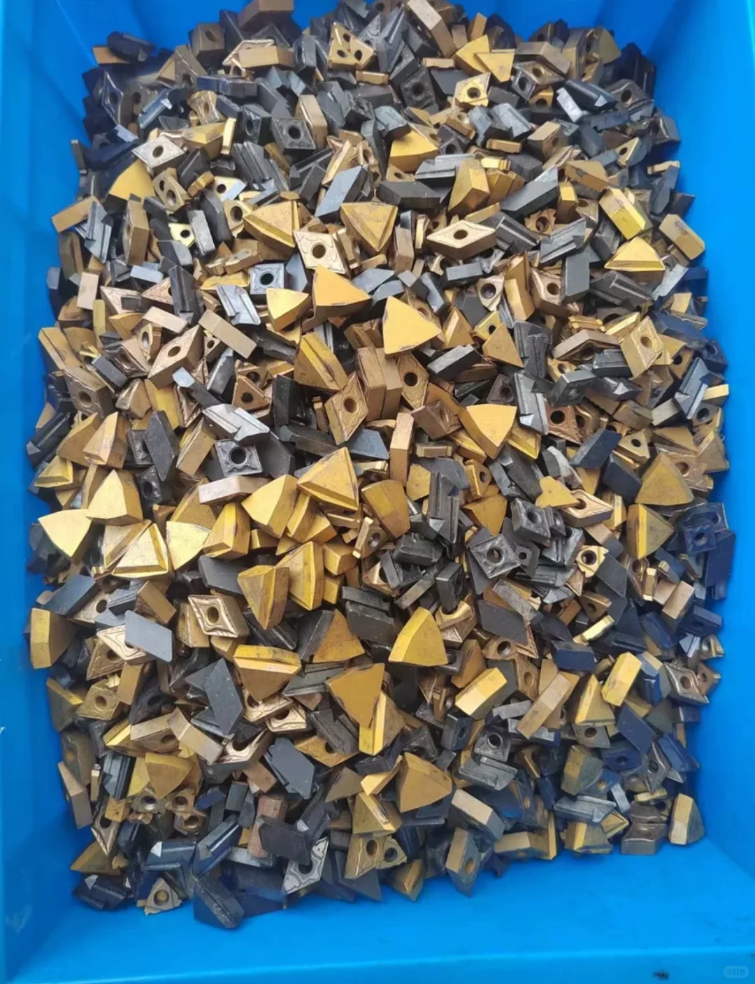 比废铁贵几十倍的钨钢，千万别当废铁卖掉了