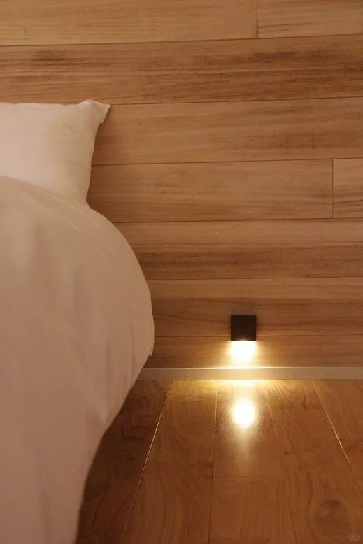 一盏感应灯,让家人的夜路不再惊心