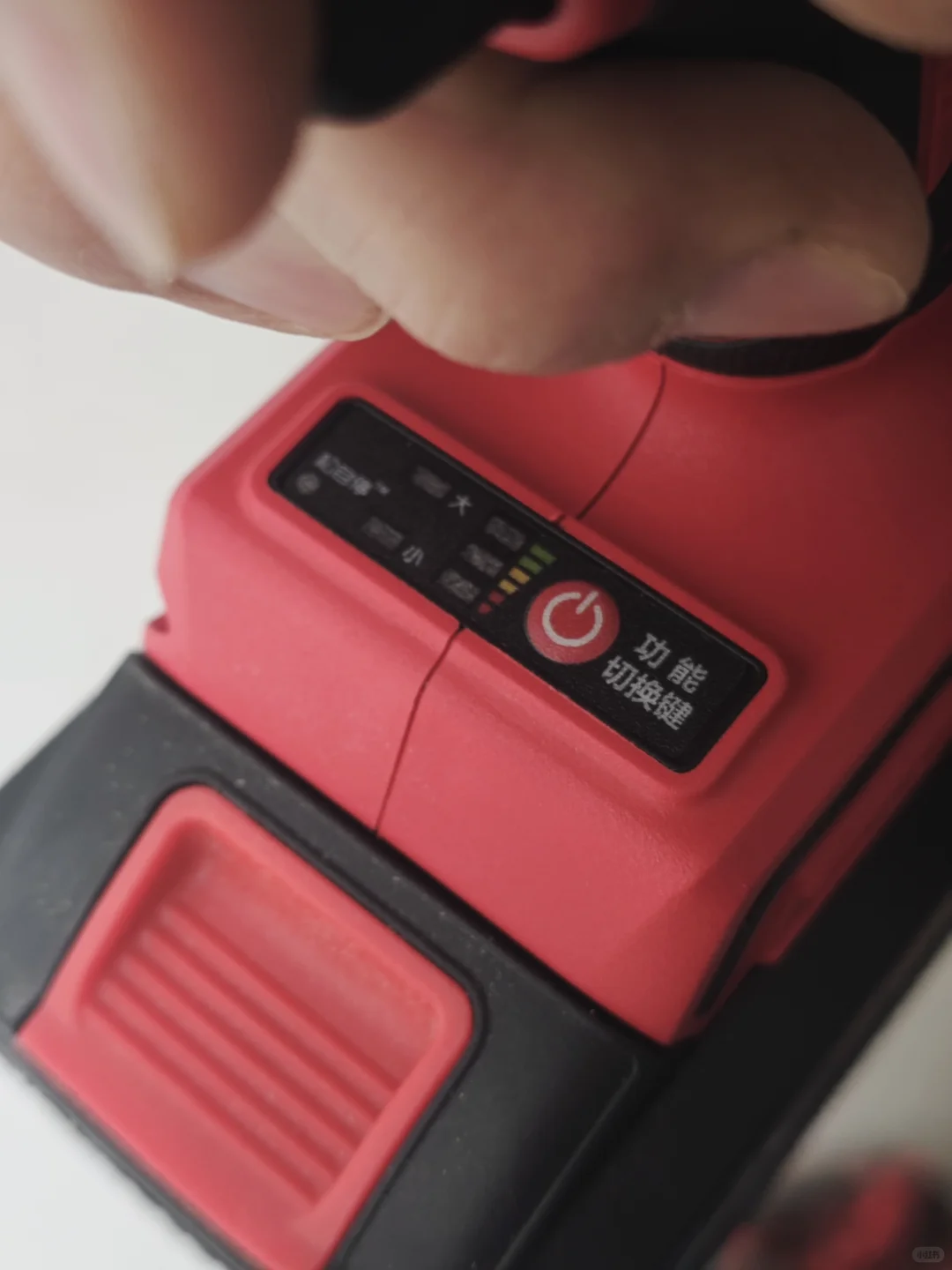 拥有一堆工具后又新入了电动扳手