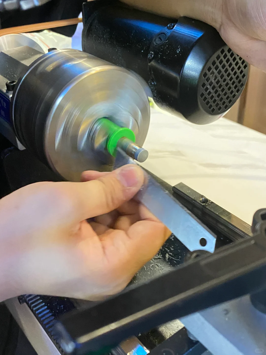 新入手的一台修皮头机器