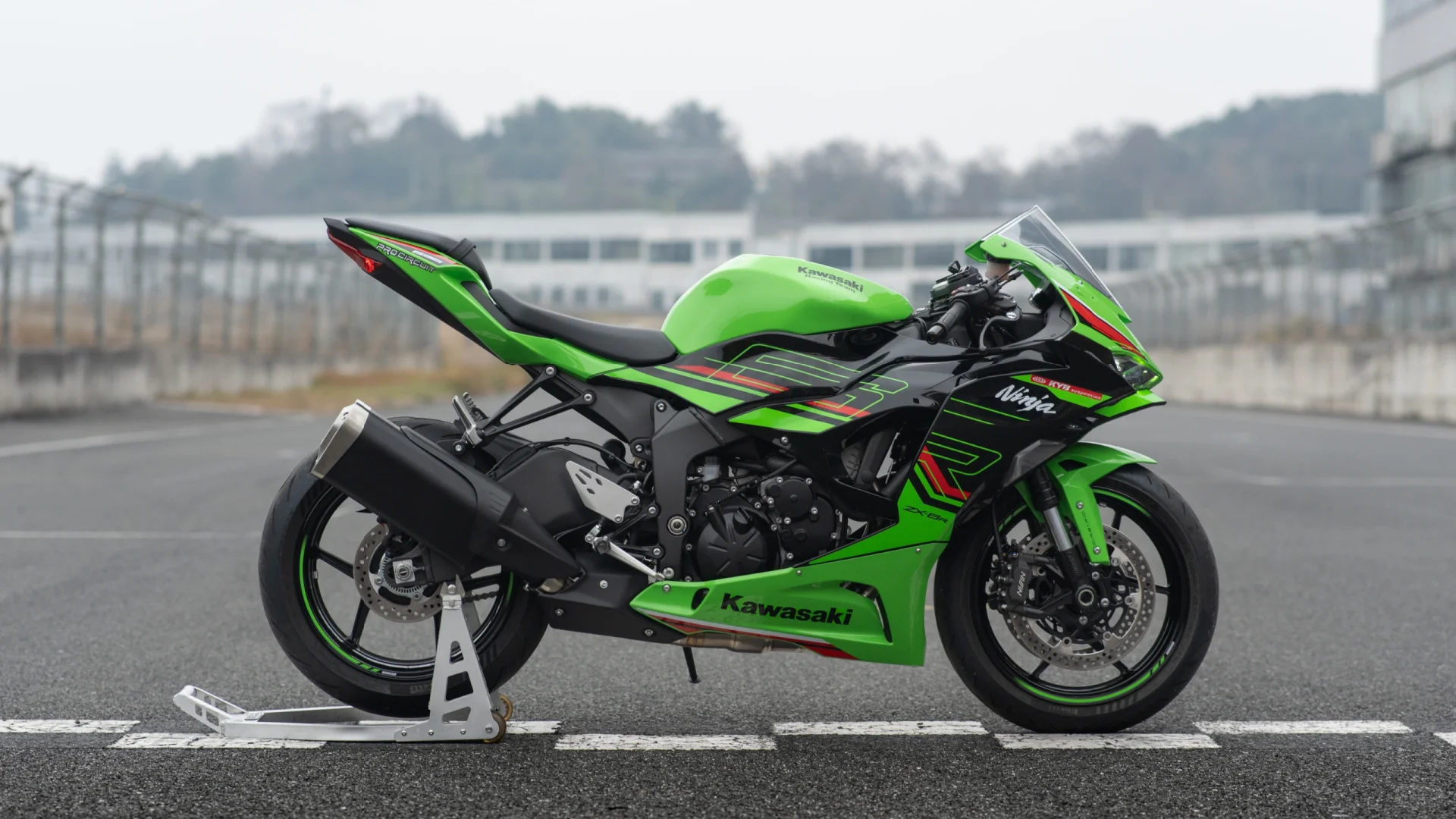 #川崎ZX-6R 原厂外观全段排气 ——「燃尽」