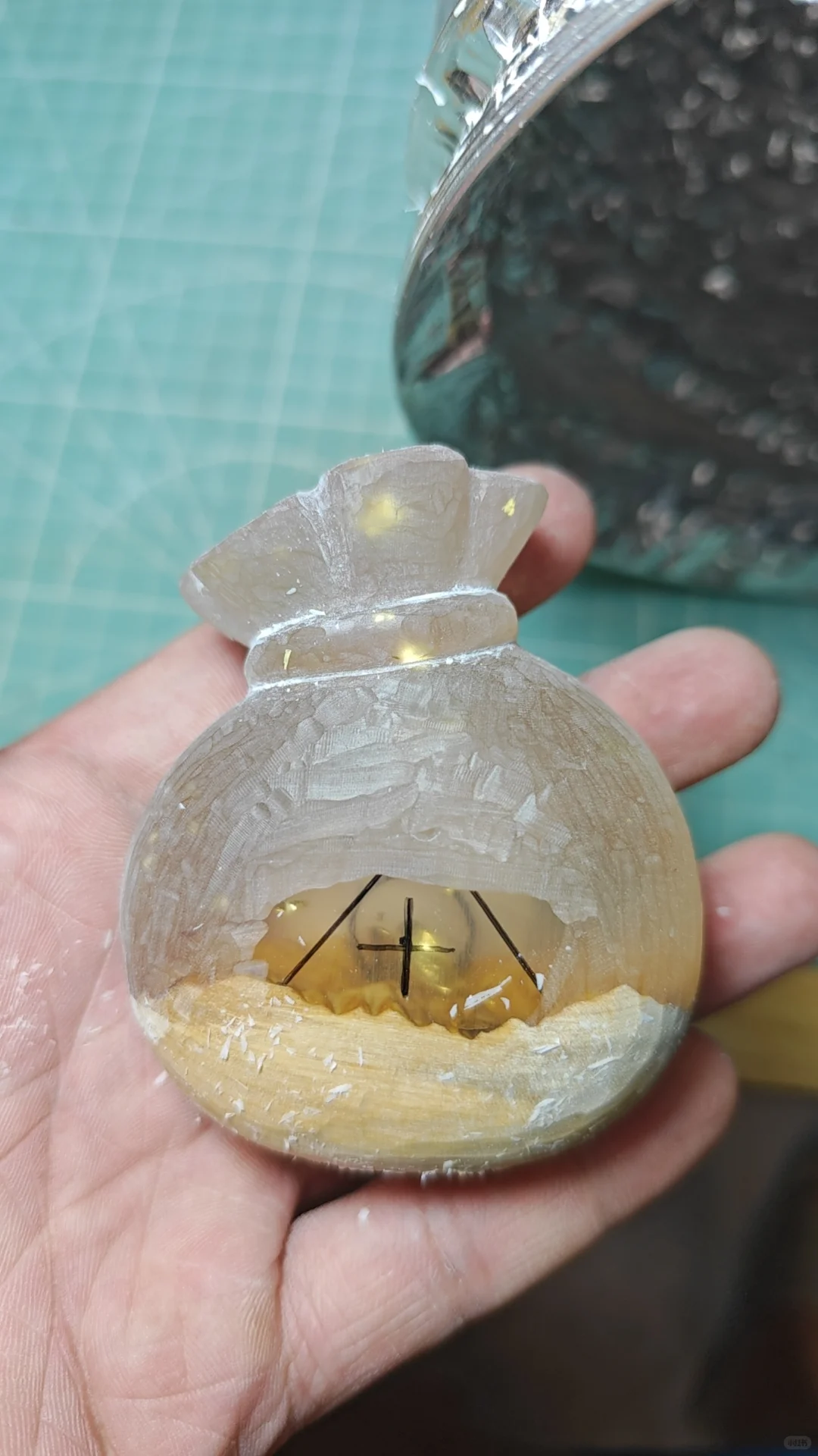 小钱袋?看清!里面是小宝宝胎发!