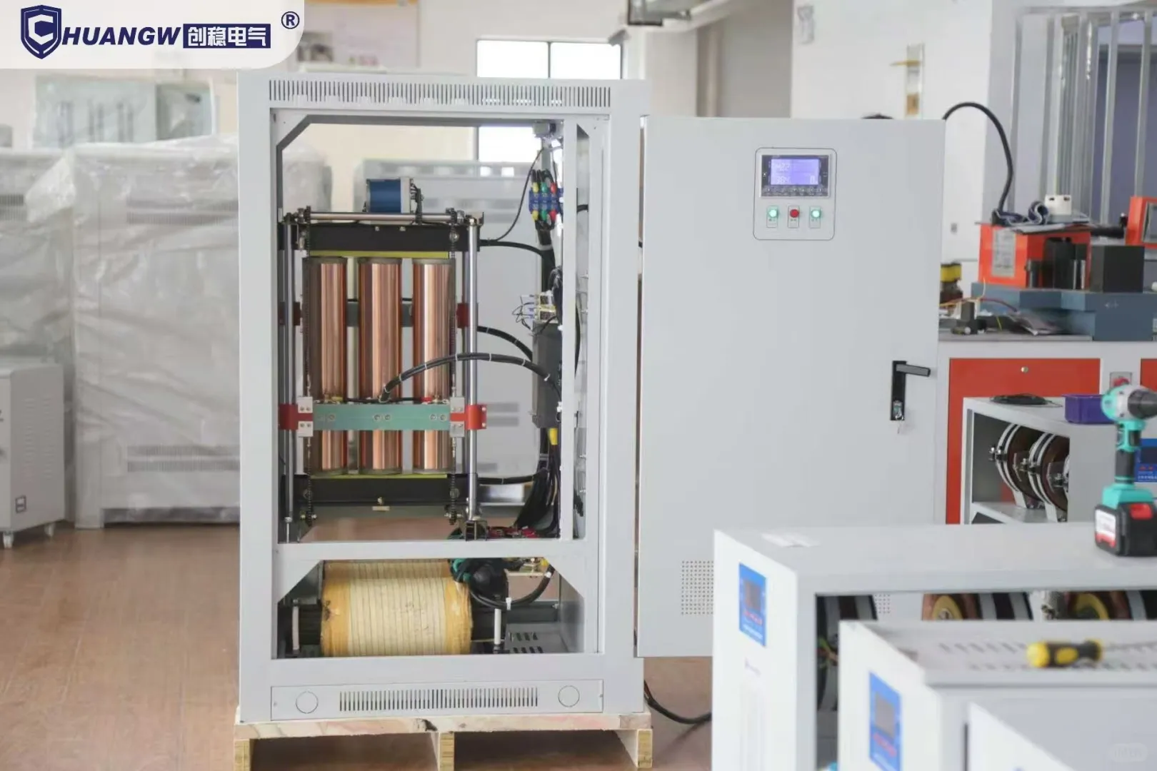 工业稳压器价格全解析:这样选型最划算