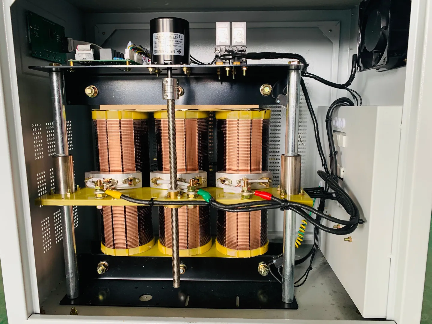 380V三相稳压器价格