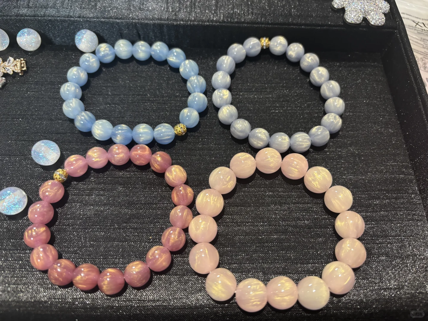 好闪的树脂手链