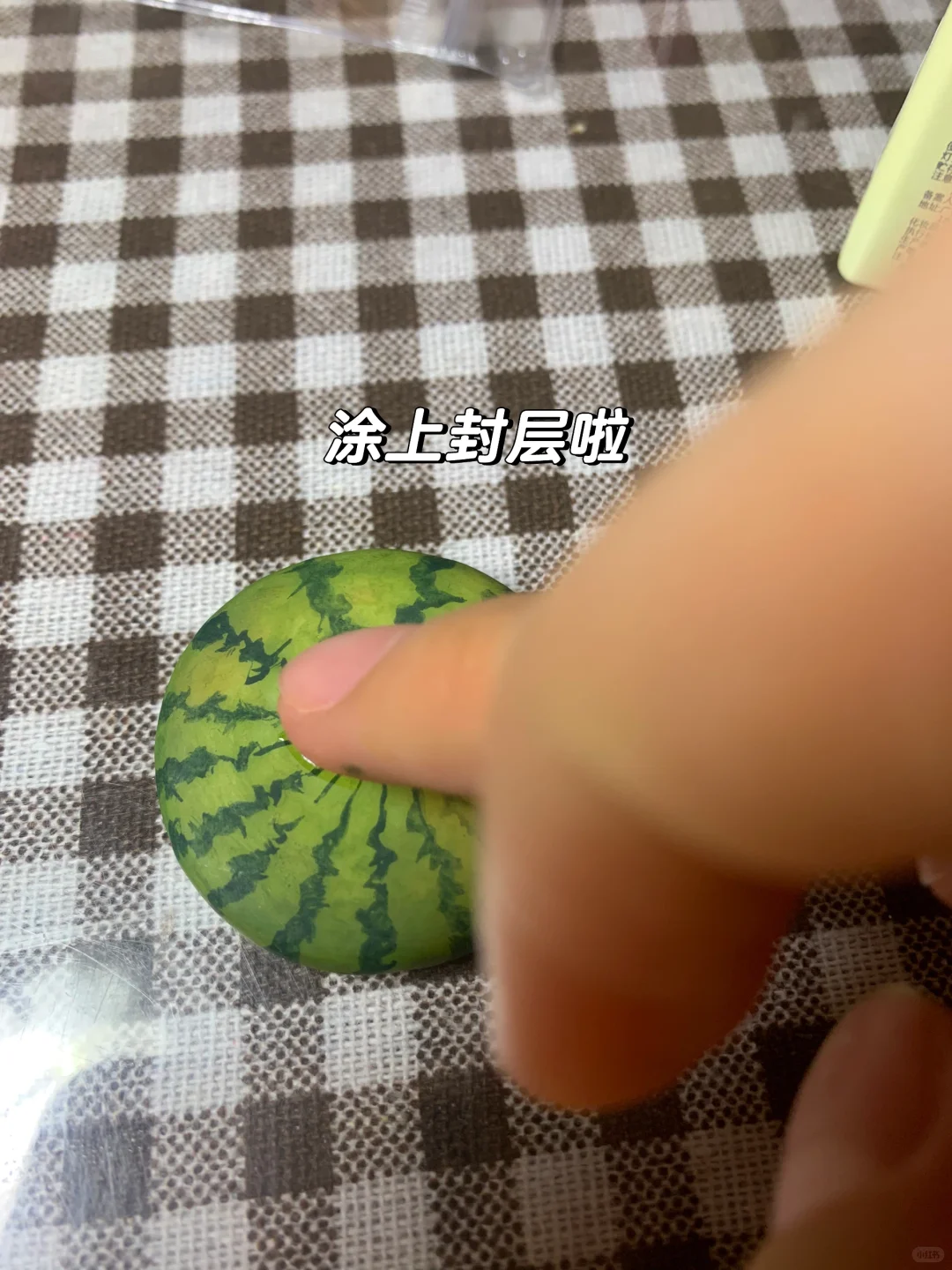 很简单的西瓜冰箱贴教程?