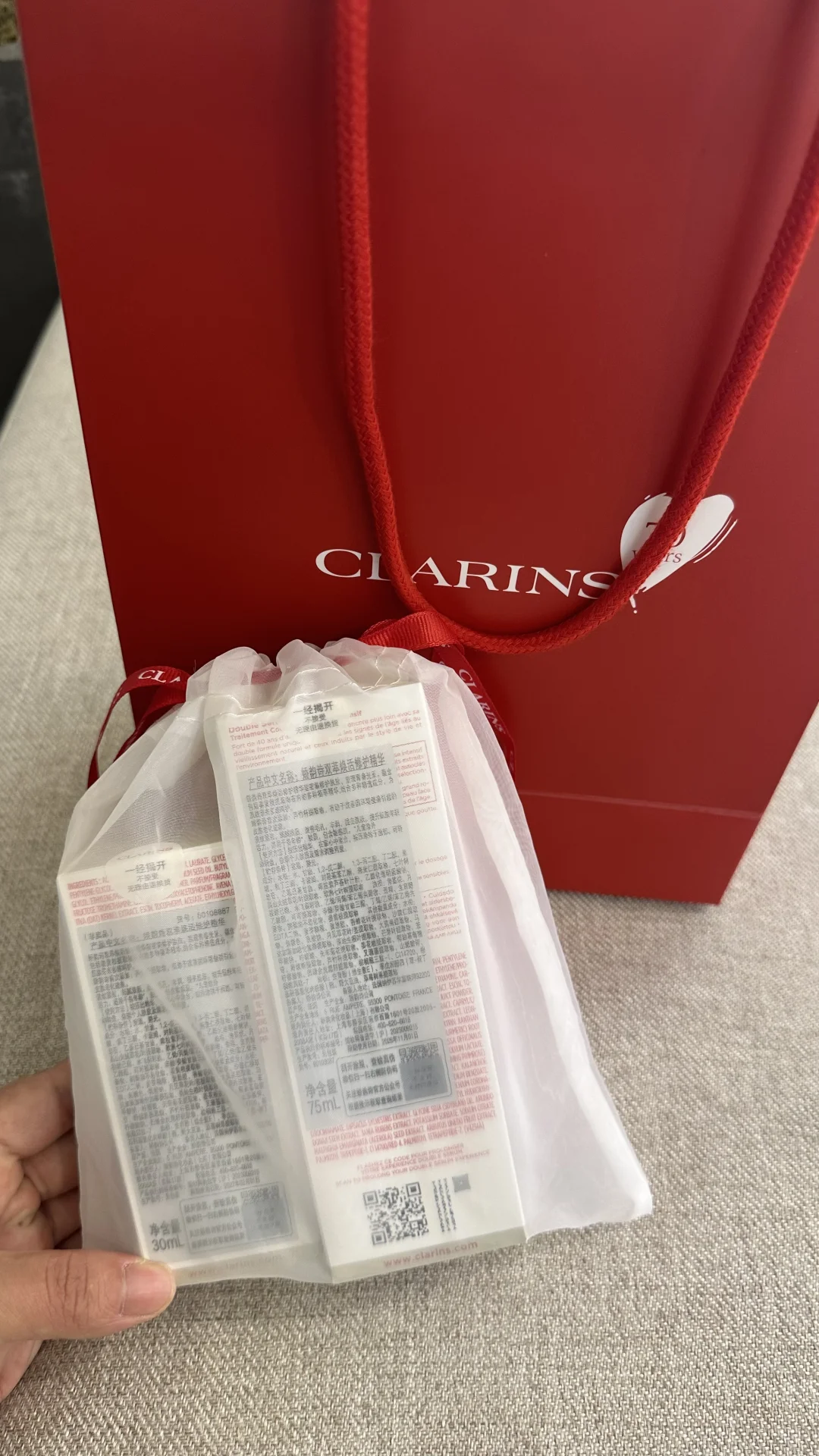 今日打卡:娇韵诗第九代 黄金双萃精华