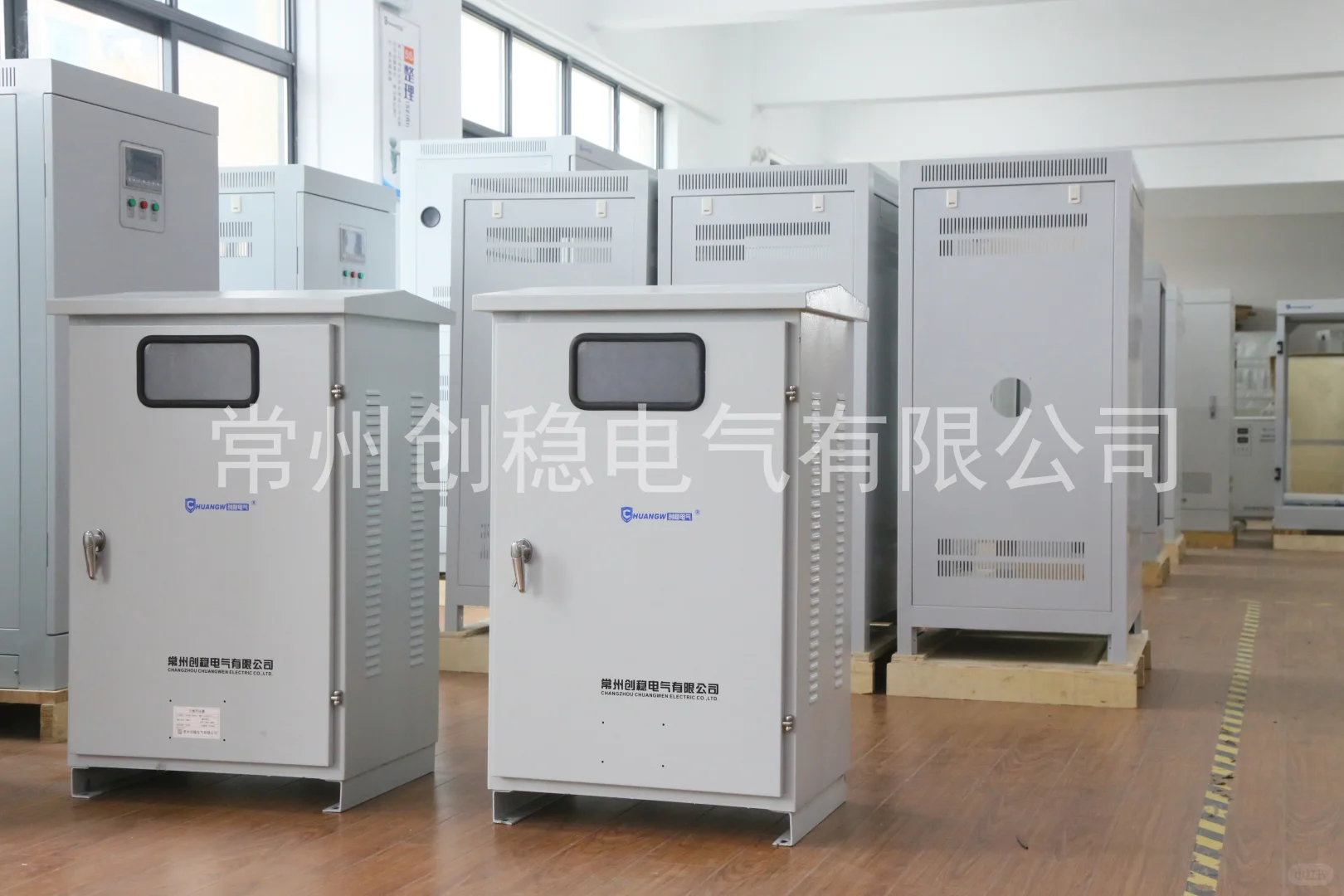 电压不稳设备烧坏两次!后来用了创稳稳压器