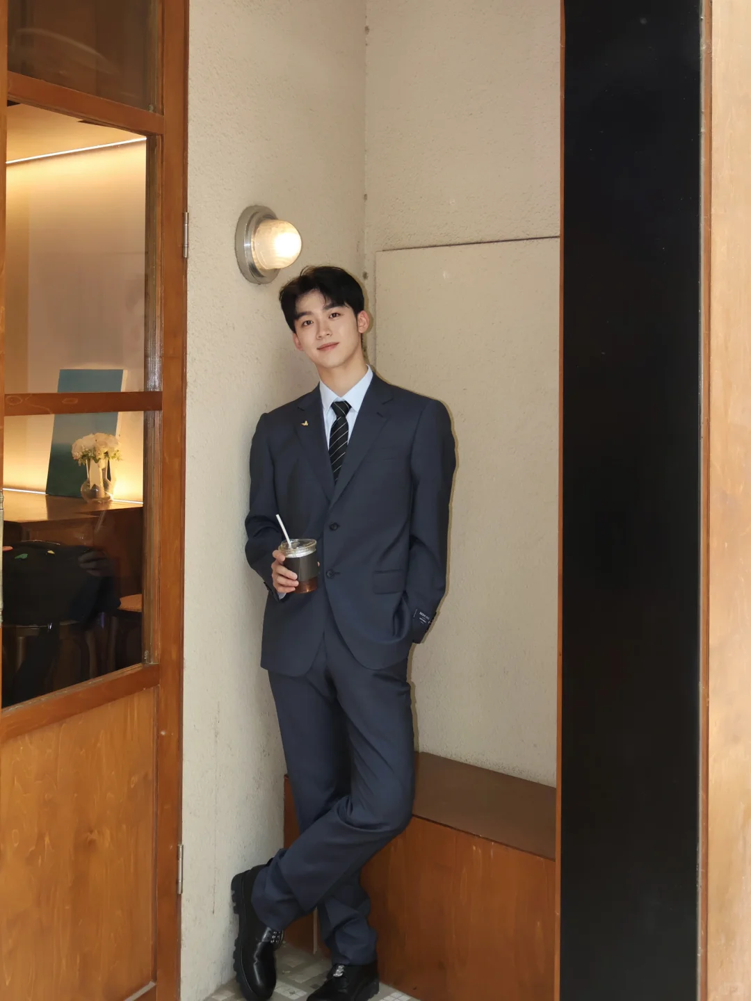 当一天正装职男