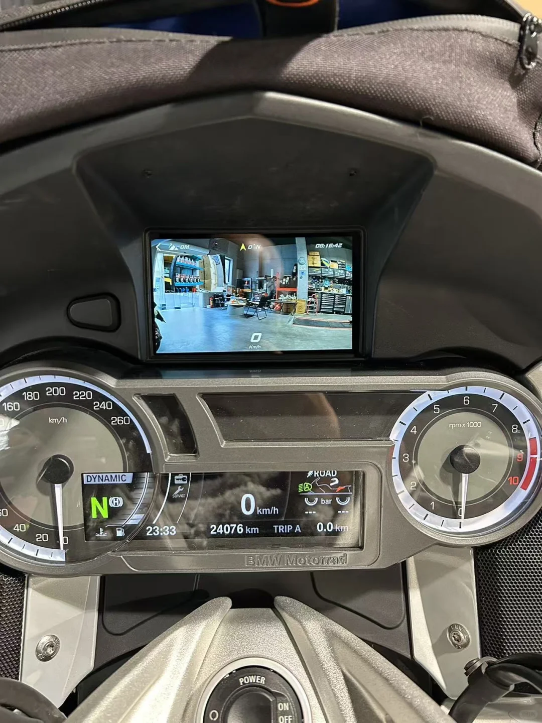 温哥华摩托车维修改装，一体式车机系统