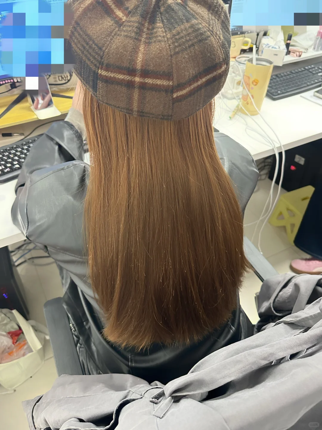 上班看见的，替人尴尬的毛病又犯了…