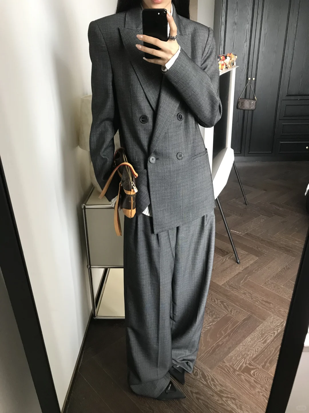 zara你YSL本L吧！硬朗冷冽高智感大女主