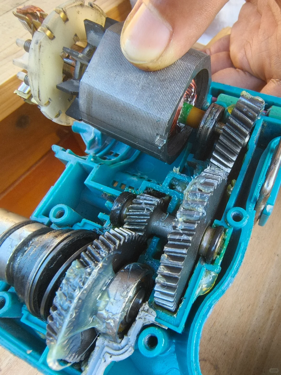 ??阿德makita链枪维修成功