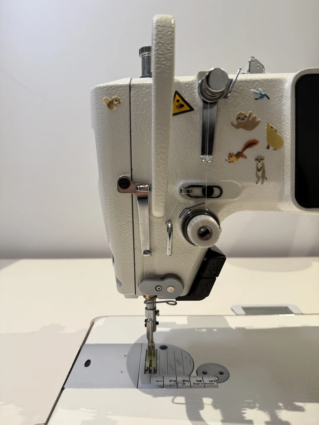 墨尔本工业缝纫机出租