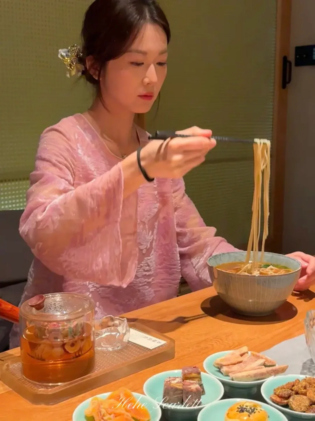 你的呵呵Scarlett｜醉花阴 国风植绒烧花衬衫