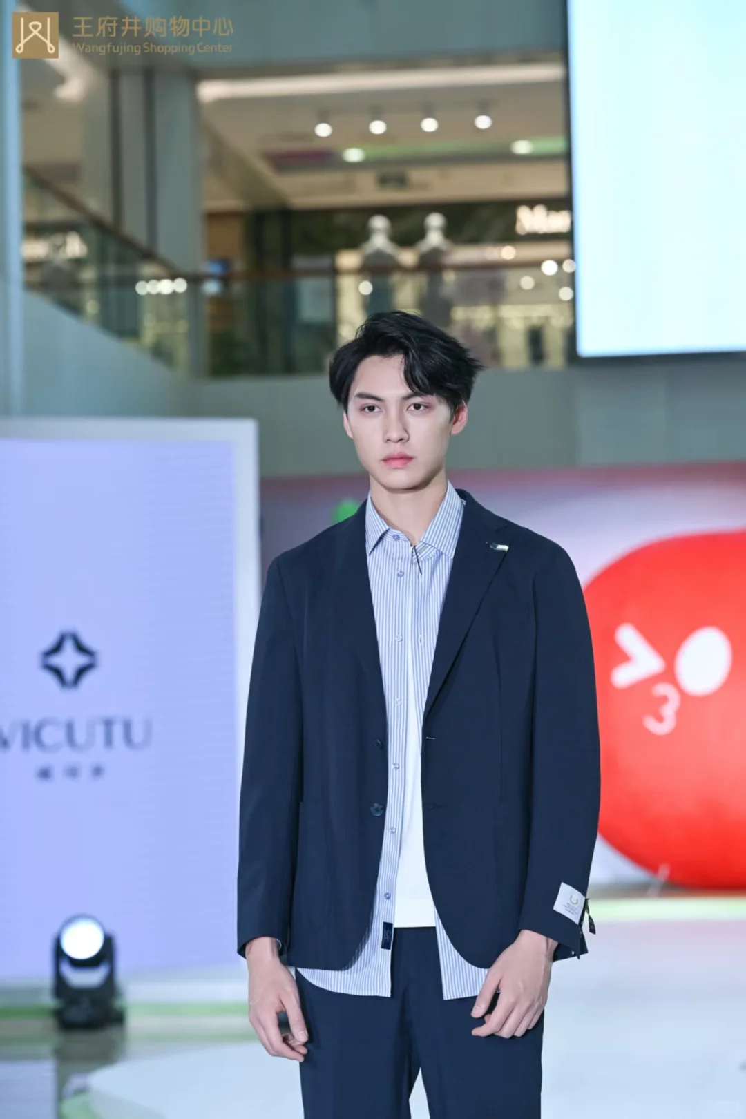 通勤会议双面战袍|高智感穿搭