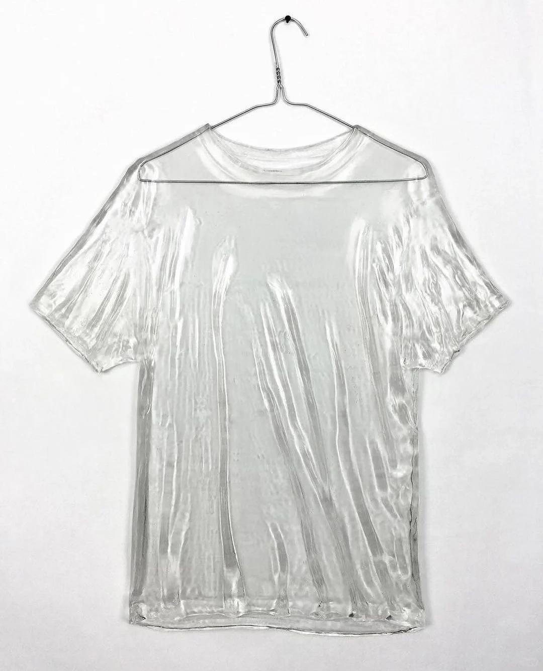 来自艺术家Chris Bakay透明树脂雕塑