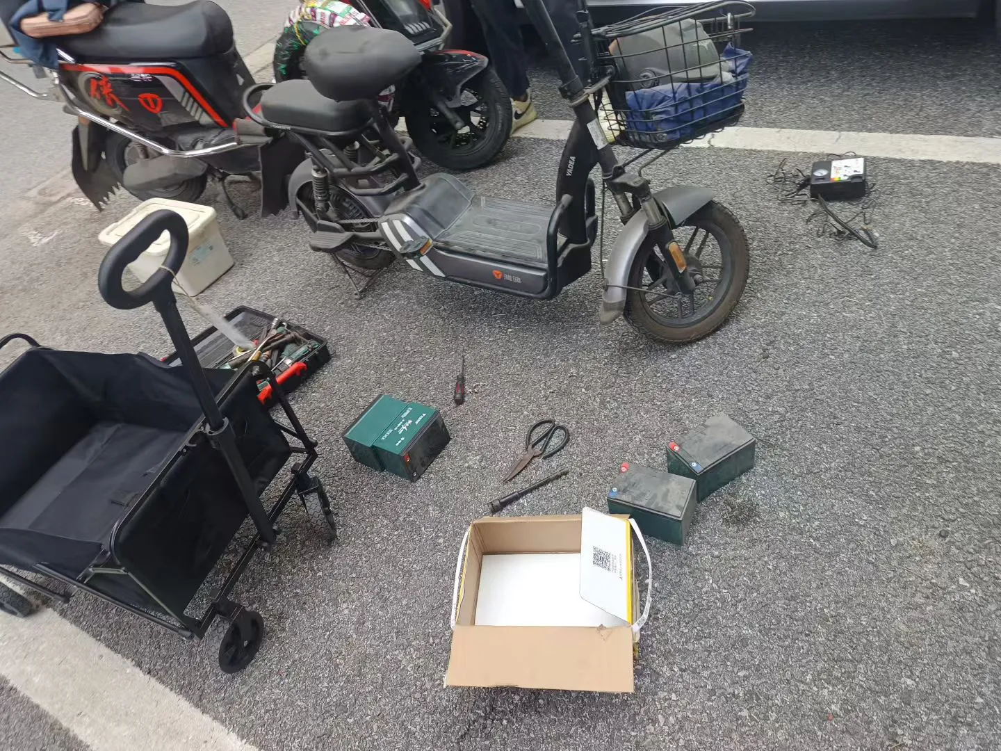 上海电瓶车坏了不用推着去修啦，全城上门修