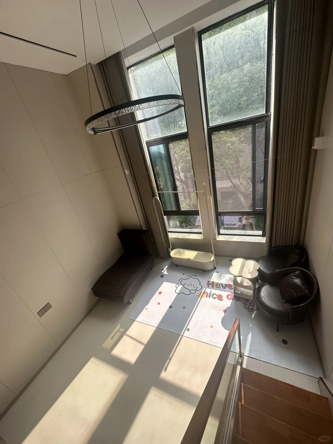 洲海路地铁站、精装复式一室一厅、智能家居