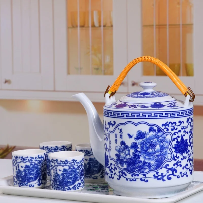 大容量陶瓷冷水壶家用大号青花瓷凉水壶景德