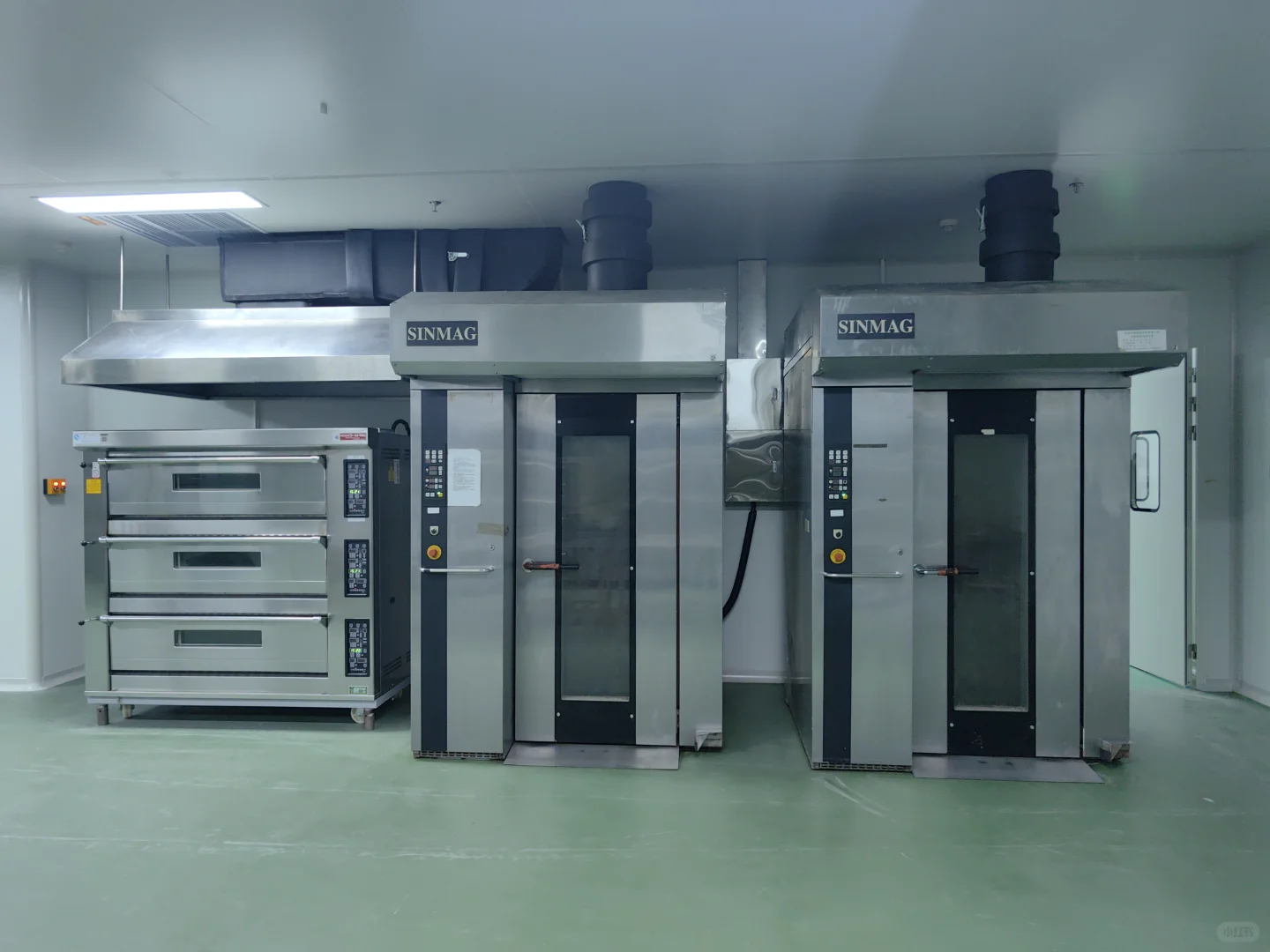 都说烘焙圈玩到最后是：供应链的竞争