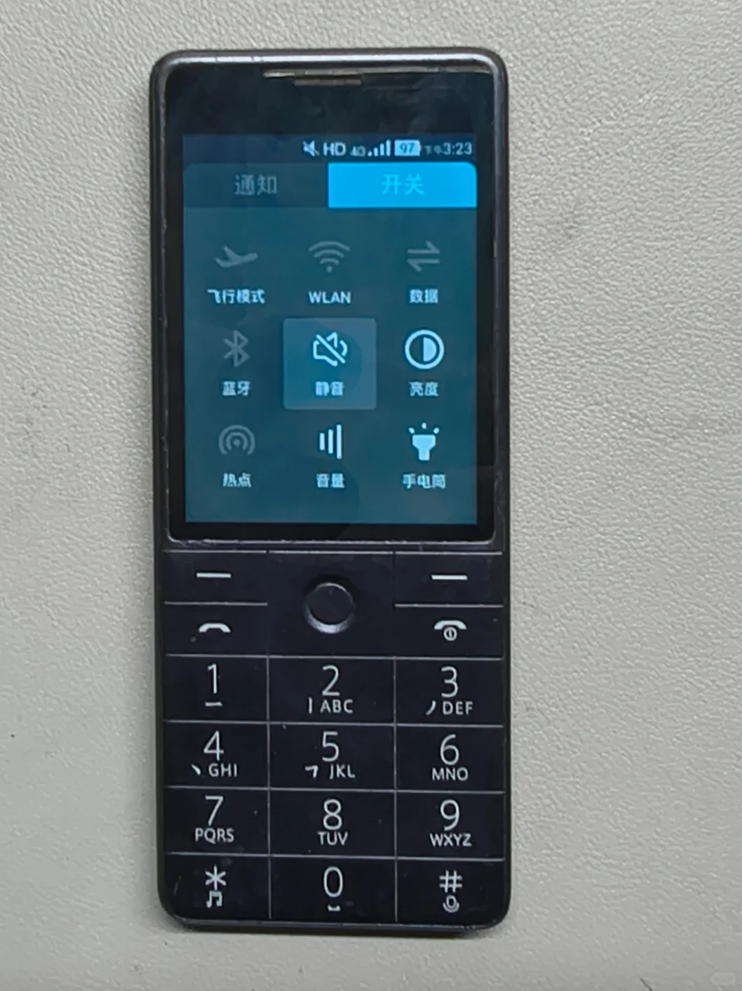 几十块的全网通能连WiFi能开热点双卡双待