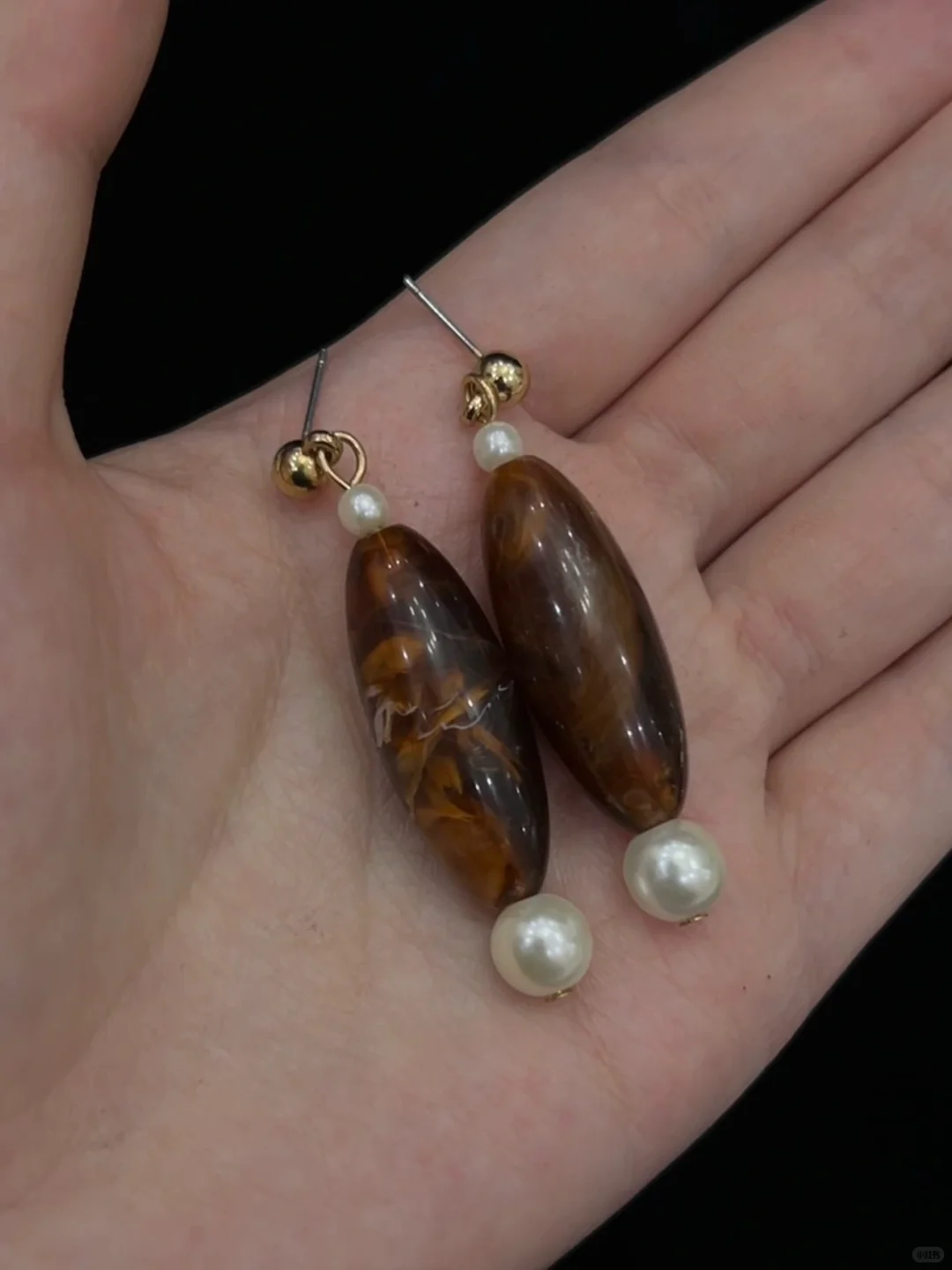 重工时髦树脂花纹耳环