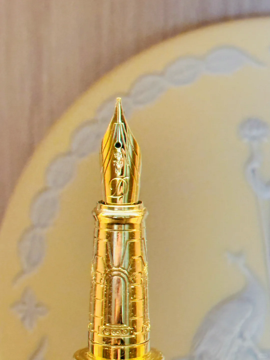 打工人的巴黎梦：值吗？