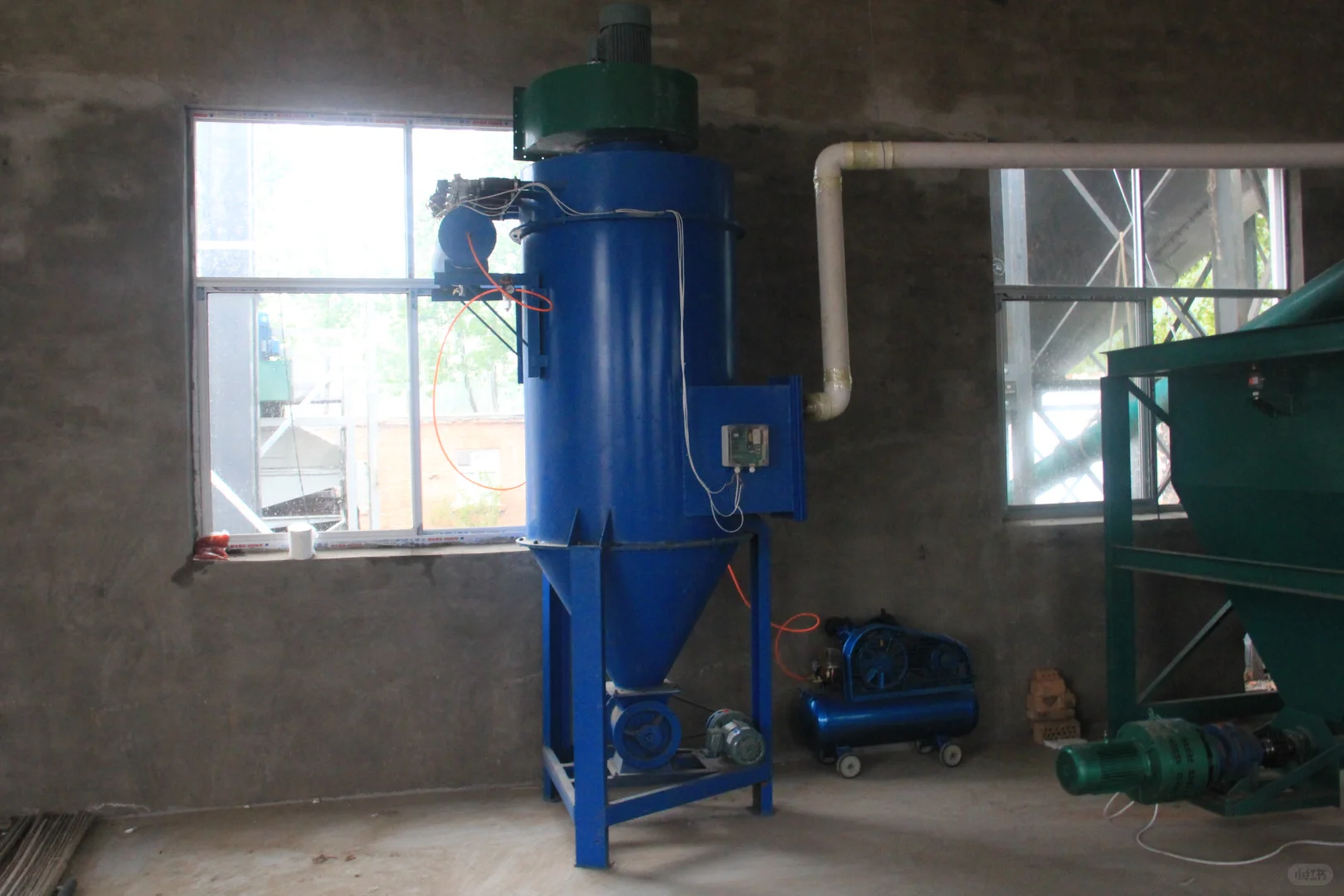 养殖场都有什么设备