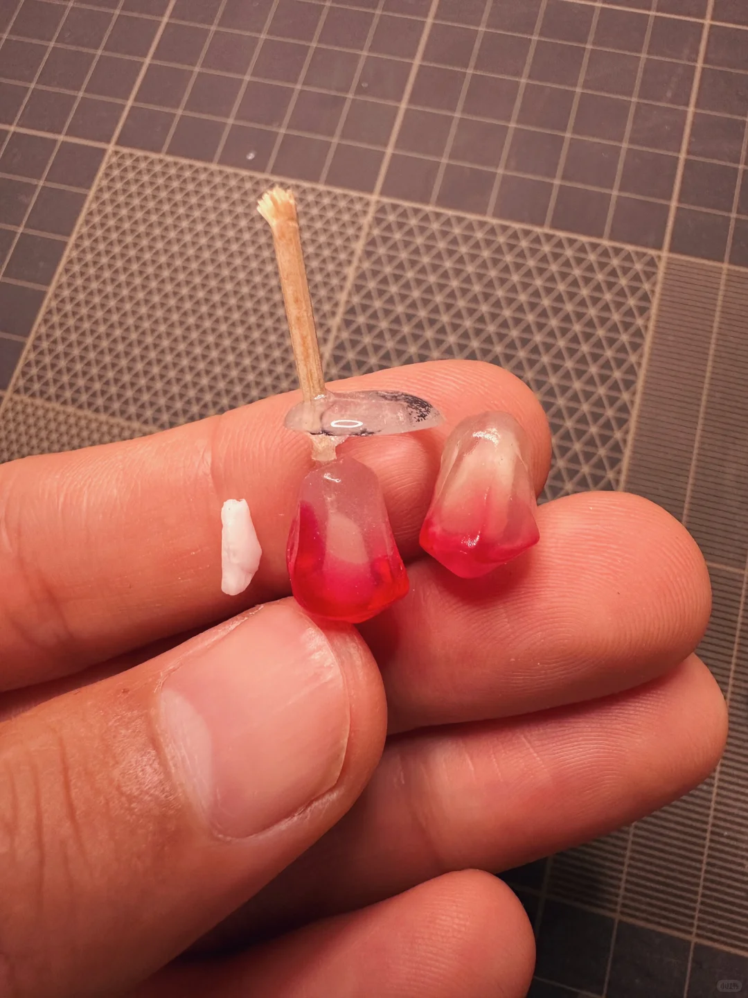 我可能做出了全网最像的石榴籽