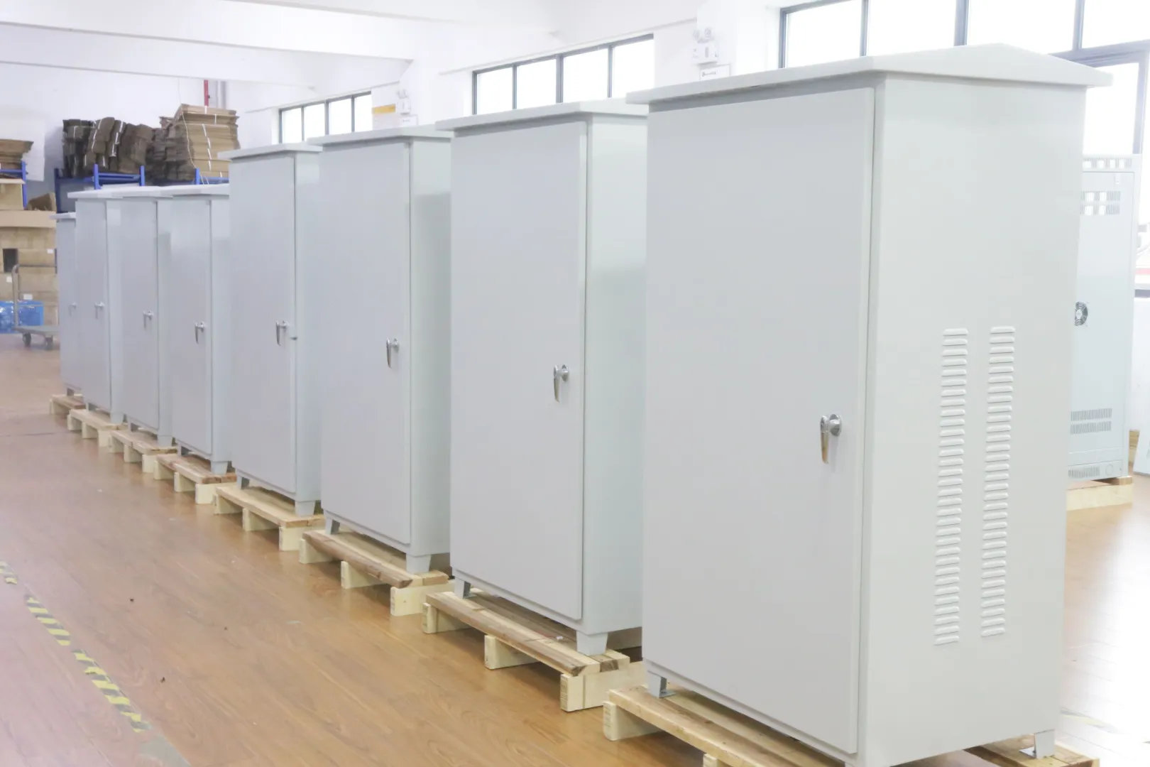 380v三相稳压器，工业大功率的不可或缺？