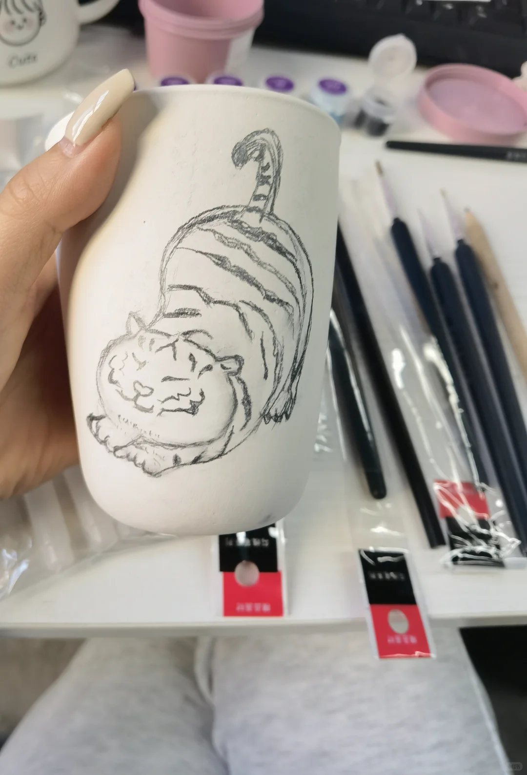 第一次做手绘陶瓷 万万没想到