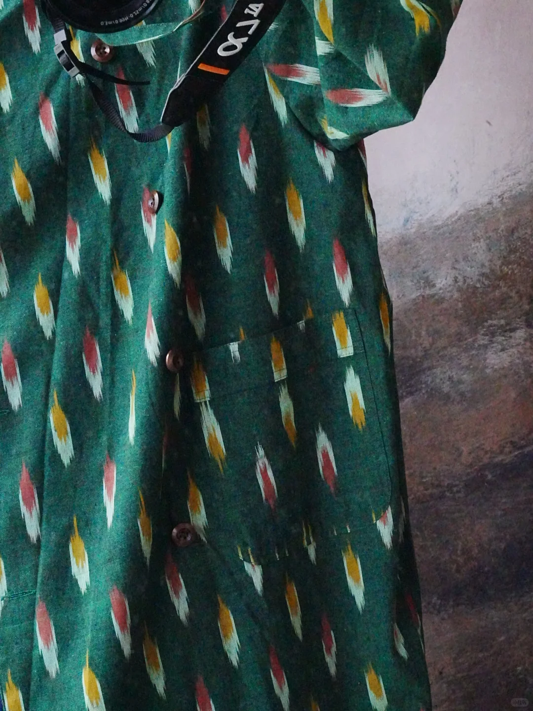 1000个绣娘织成1000张ikat布