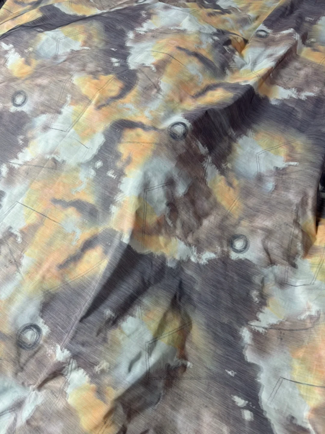 新工艺，新面料，双经轴印花晕染风格开发