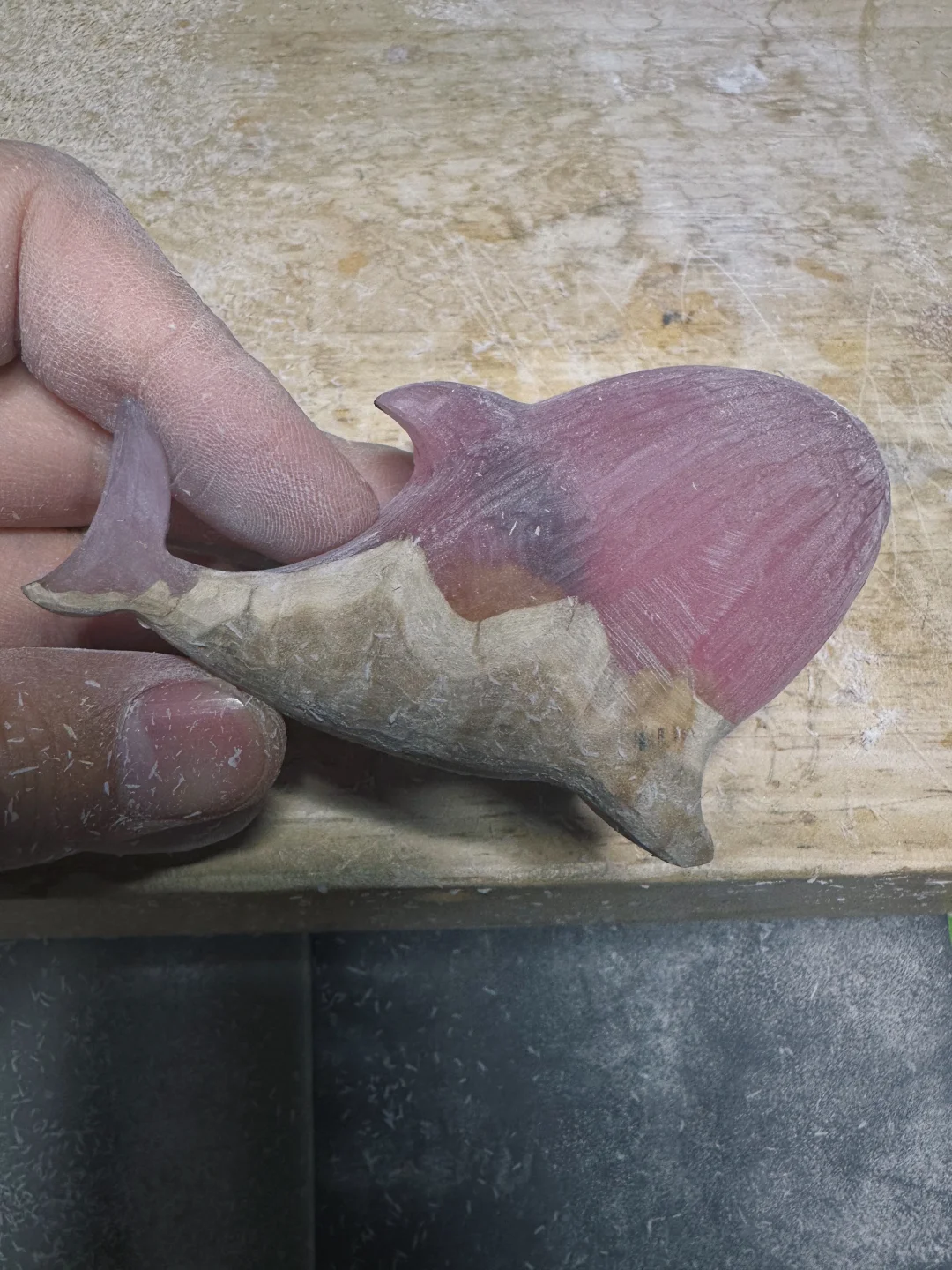 雕了一条呆萌的鲨鲨