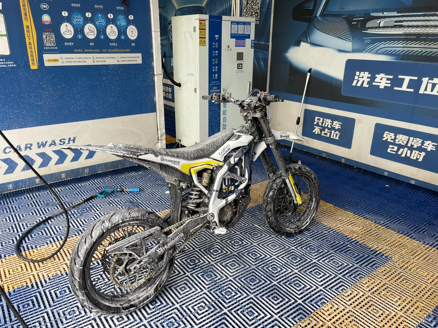 虬龙极蜂AXON控制器