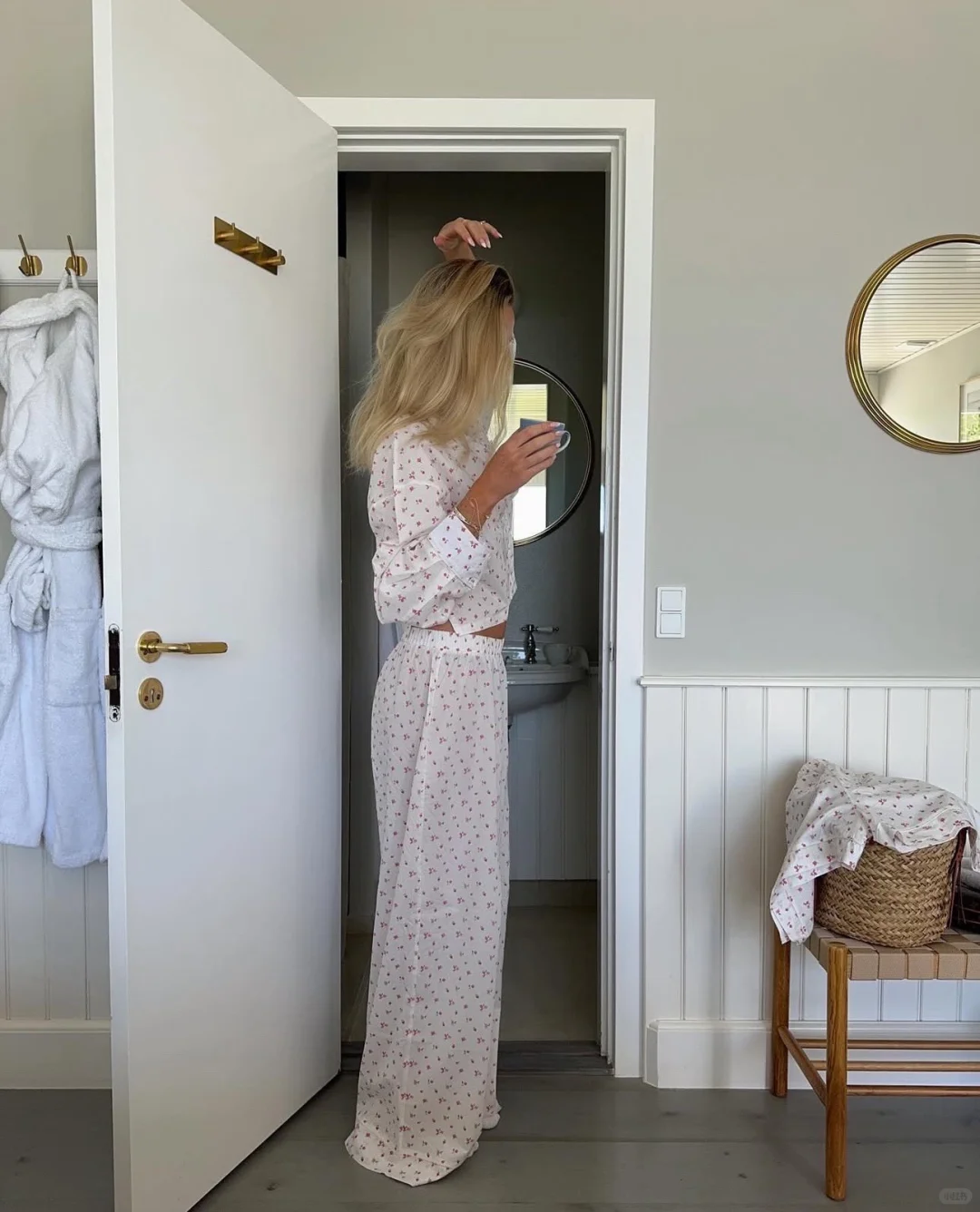 居家日常routine?穿精致的睡衣早餐?护肤