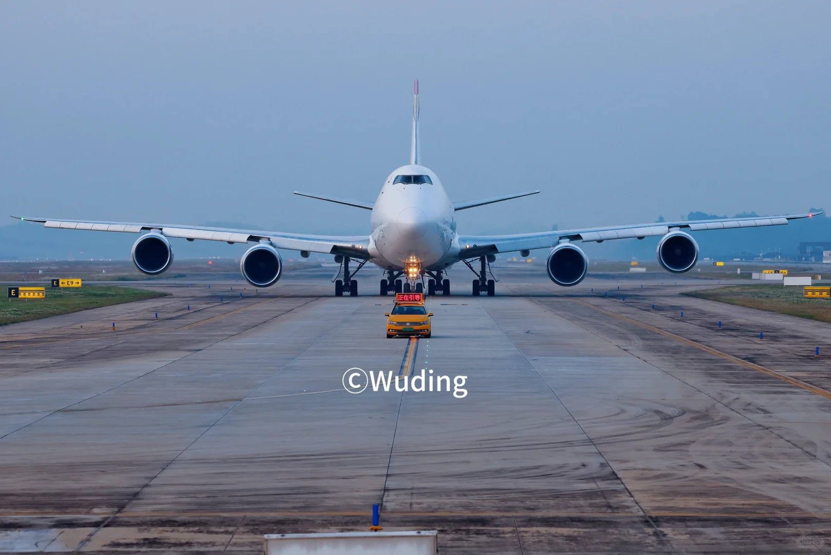 四川本土物流也有了大鹅头(Boeing748)