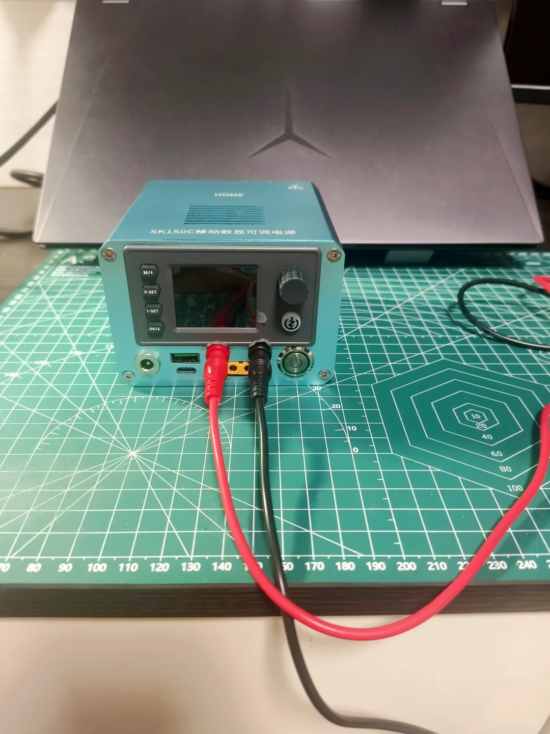 百元搞定DIY移动可调电源