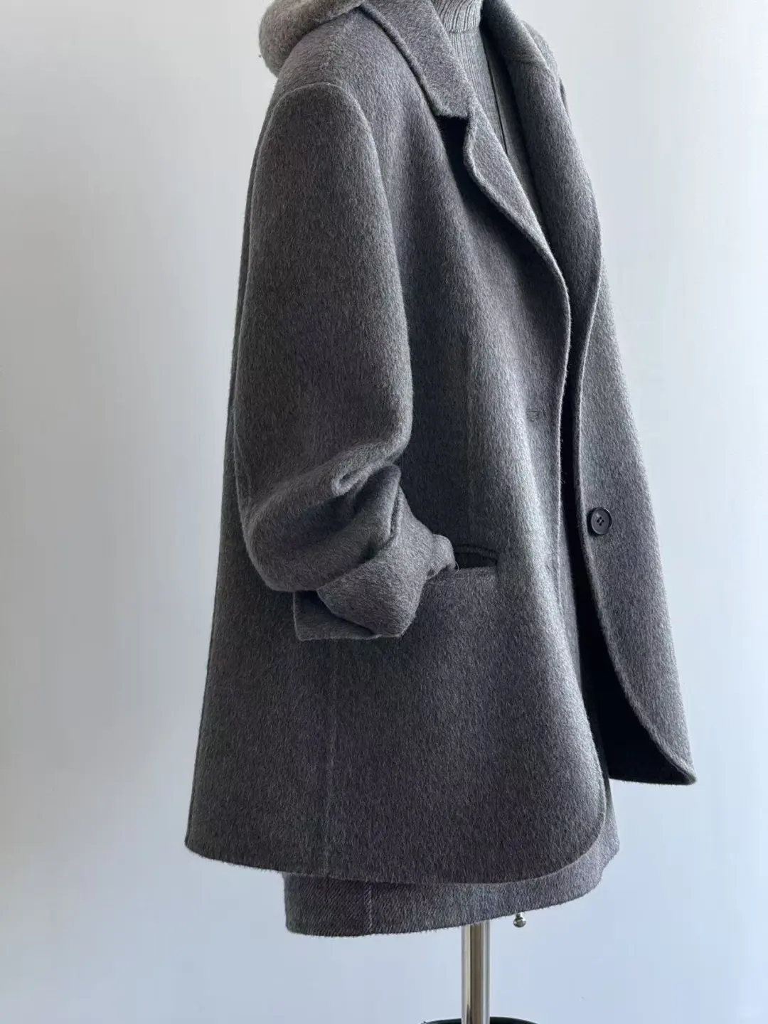 灰色西装才是通勤长期主义?️?️