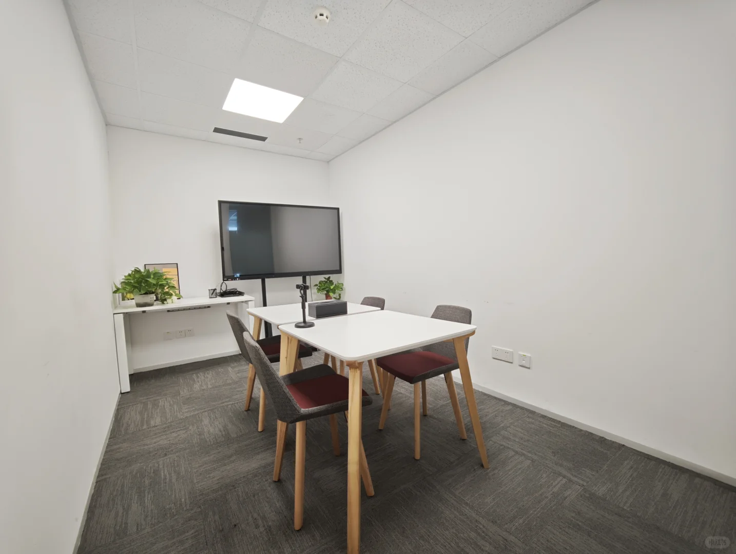 一线海景里的高性价比办公优选