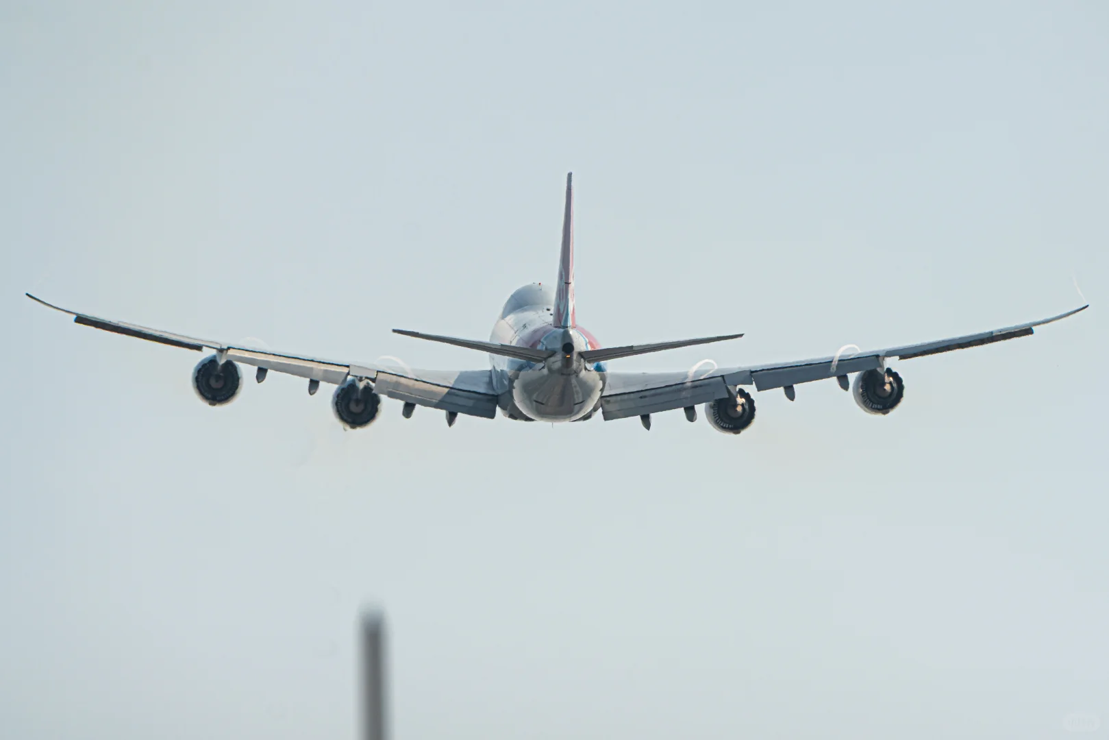 卢森堡货运748郑州号