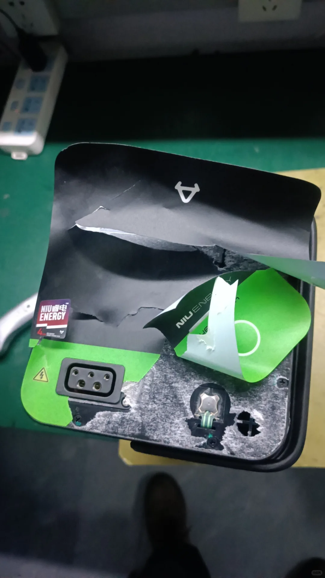 小牛电动车锂电池维修