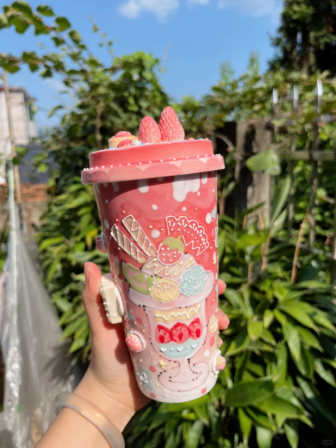 草莓盘子真的太可爱啦?